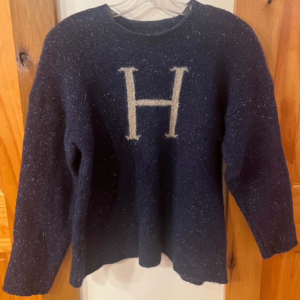 Universal Studios Wizarding World Harry Potter Replica Sweater | Size Large